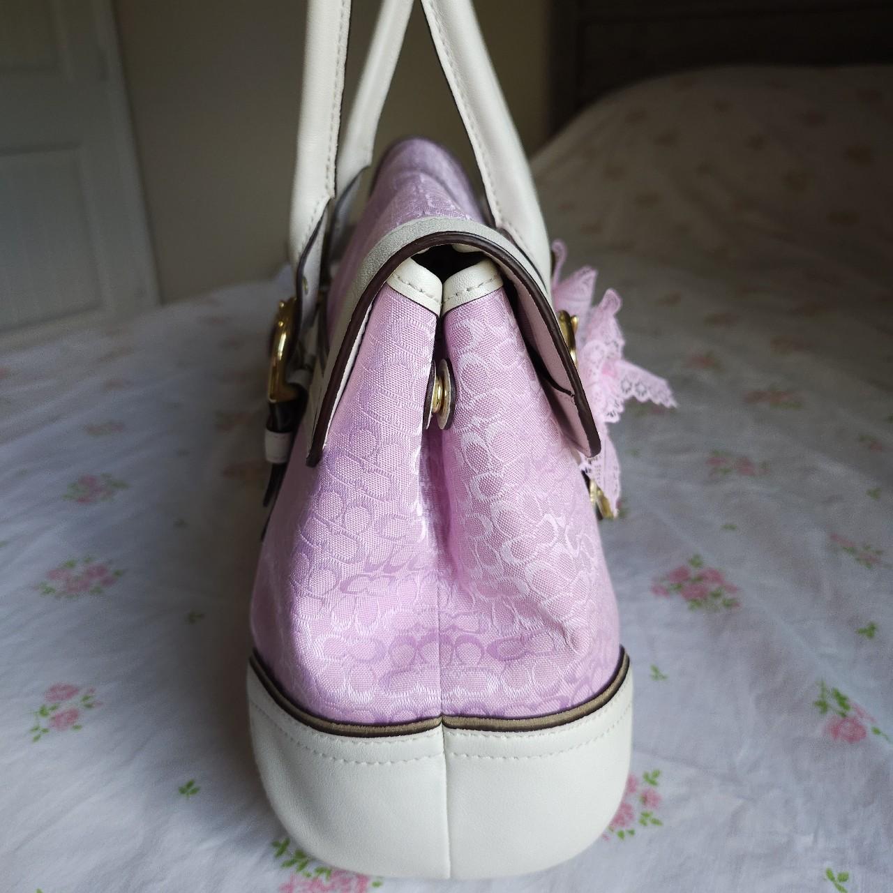 Y2K Vintage Coach Pink Handbag Shoulder Purse NWT. charm included.