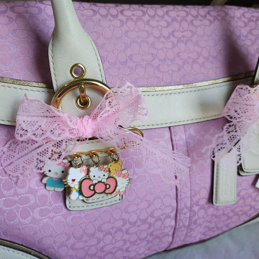 Y2K Vintage Coach Pink Handbag Shoulder Purse NWT. charm included.